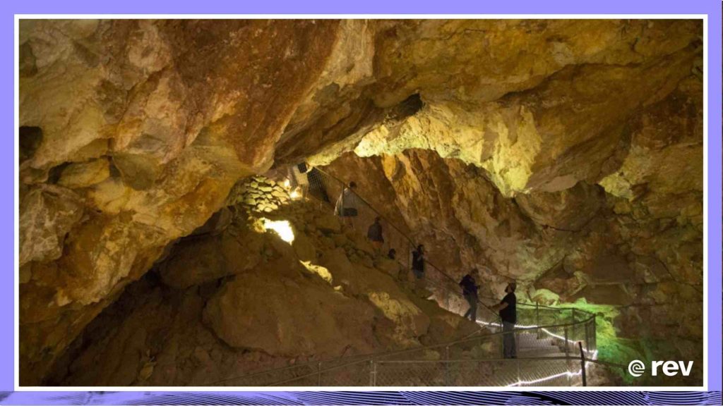 Tourists trapped underground for hours at Grand Canyon Caverns Transcript